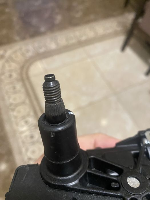 Моторчик склоочисника заднього скла Skoda Octavia