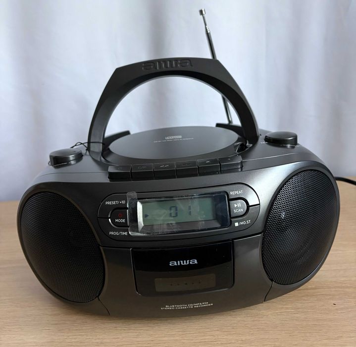 Radioodtwarzacz Aiwa BBTC-550BK