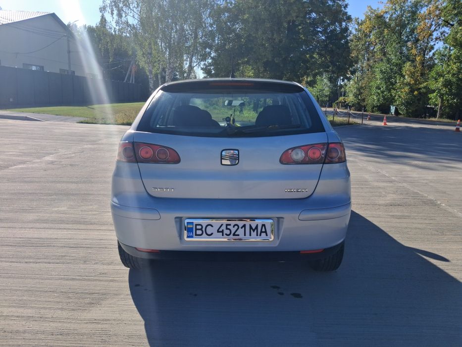 Продам SEAT IBIZA 2002 р, об'ємом 1.2