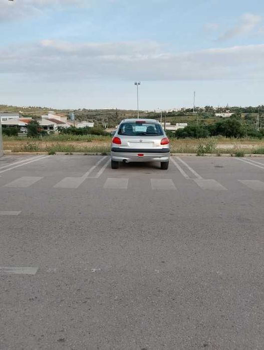 peugeot 206 em bom estado