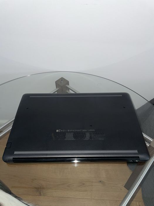 HP Notebook 15,6  Procesor i7