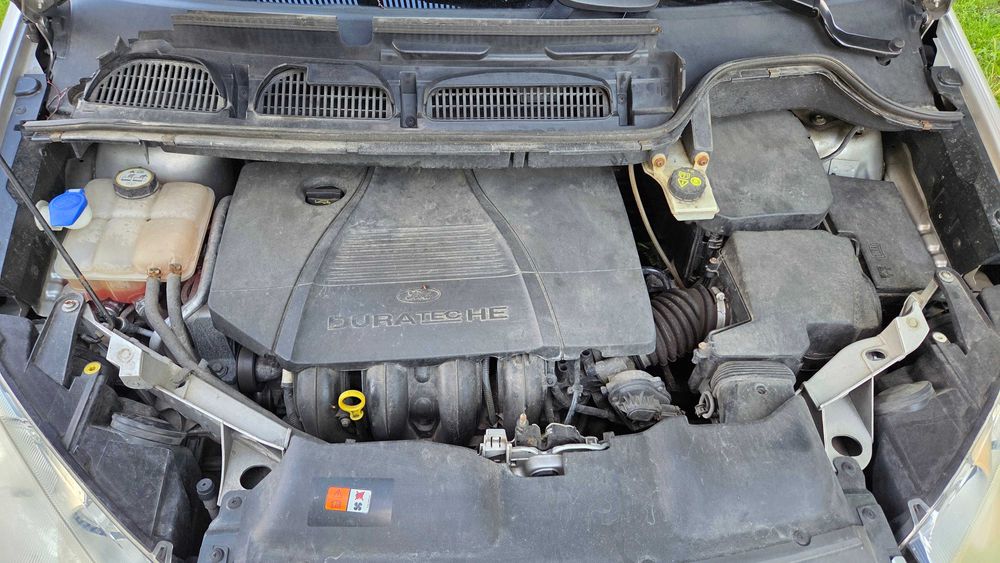 Ford C-Max 1.8 benzyna 2009 rok