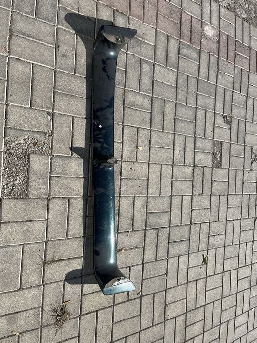 Спойлер Пижо  ,підходить на різні авто