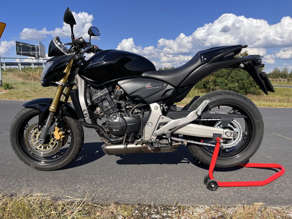 Honda Hornet  !!!