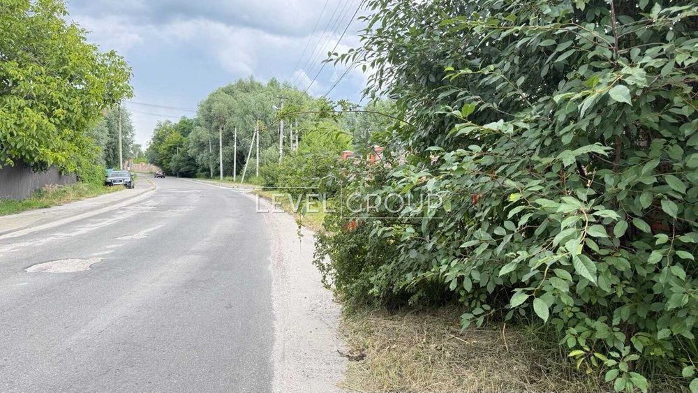 Продаж земельної ділянки 36 соток у центрі с. Іванковичі, Обухівський район.