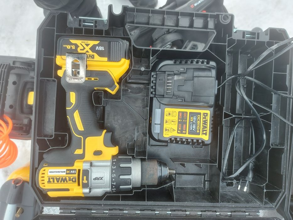 Інструмент з Європи