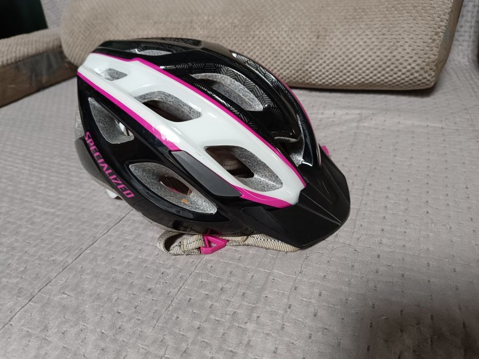 Promocja weekendowa.Specialized Sirrus 2.0 (Rozmiar L) + Kask Specialized  i licznik Garmin edge 500 GRATIS!