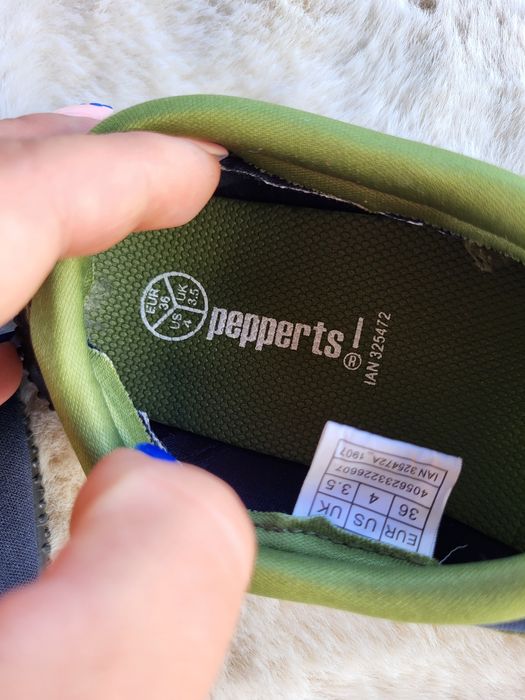 Buty do wody 36 na kamienistą plażę basen czarno zielone Pepperts