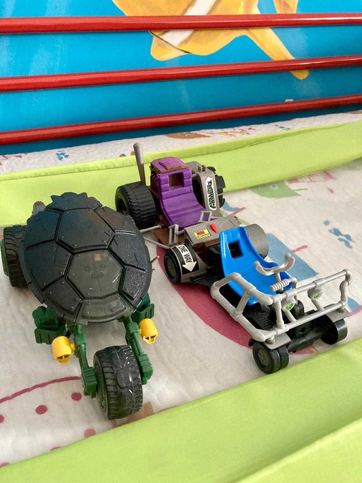Vendo brinquedos das tartarugas ninja, stock completo ou por conjunto.