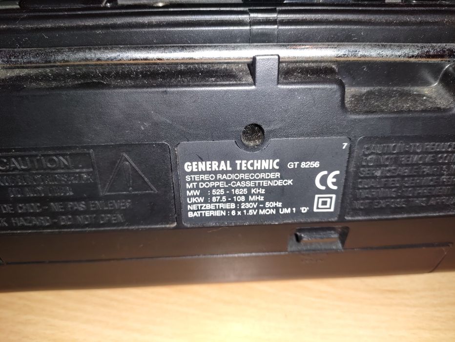 Radio magnetofon radioodtwarzacz general technic gt8256
