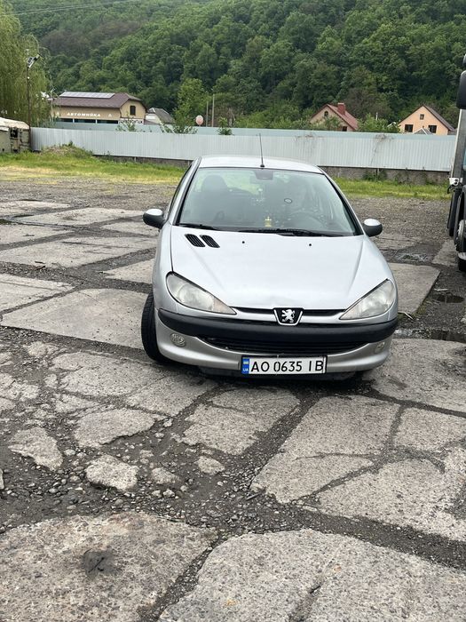 Peugeor 206 1.4 бензин Автомат гідравліка