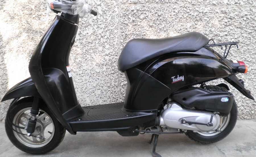 Скутер Honda  DIO  AF без пробега по УКР  (доставка) стоимость ОТ