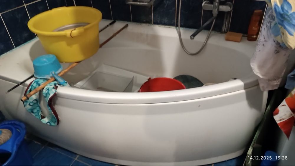 Продаж 3-кім квартира 78.7 м² 3/3ц вул.Дніпровська Терміново !120000$