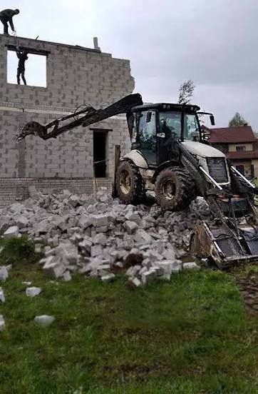 Демонтаж снос зданій Демонтажні роботи в квартірі та дома під ремонт