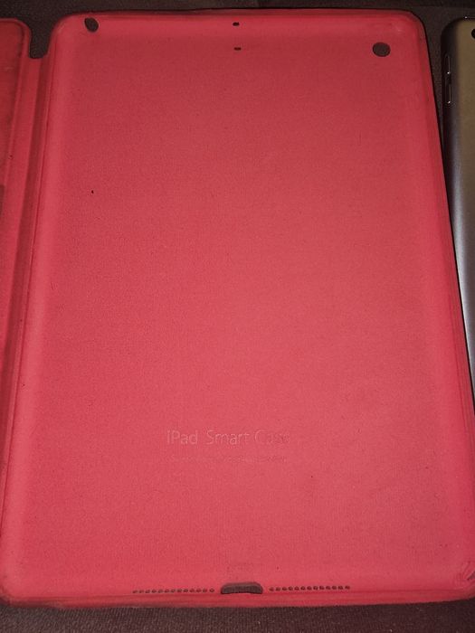 Срочно!!! Торг!!! Продам Ipad 2 Air 2016 года
