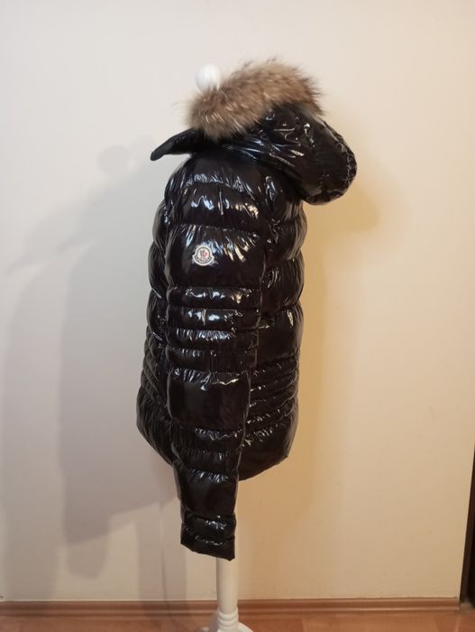 Damska krótka pikowana puchowa kurtka - Moncler