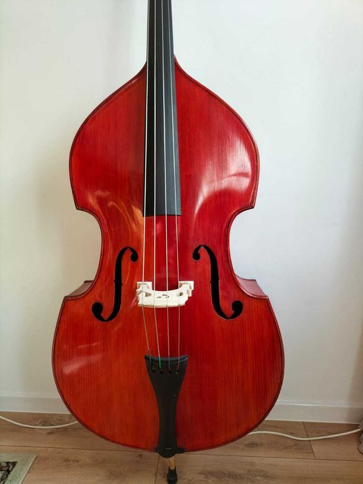 Kontrabas 3/4 Musima z filharmonii Lwowskiej.