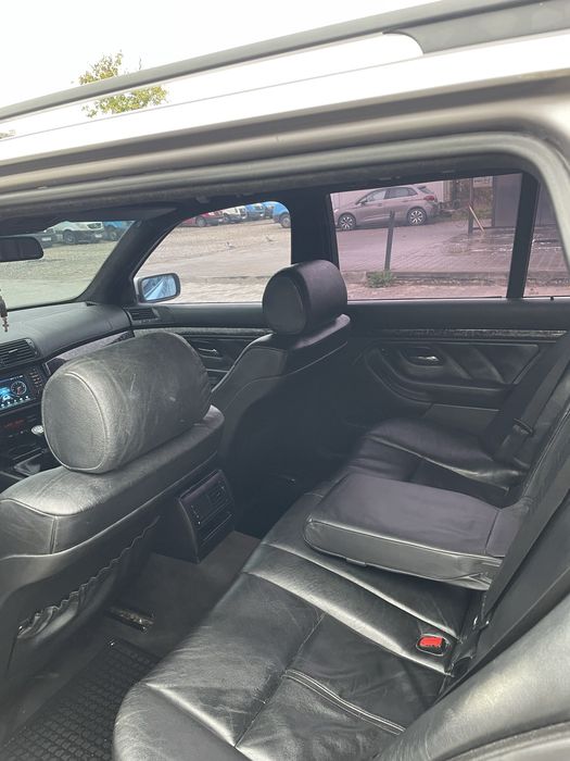Продам BMW Е39 газ/бензин