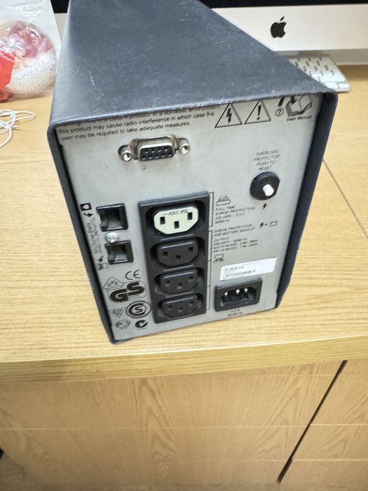 Damaged APC Smart-UPS 62064283892196993122