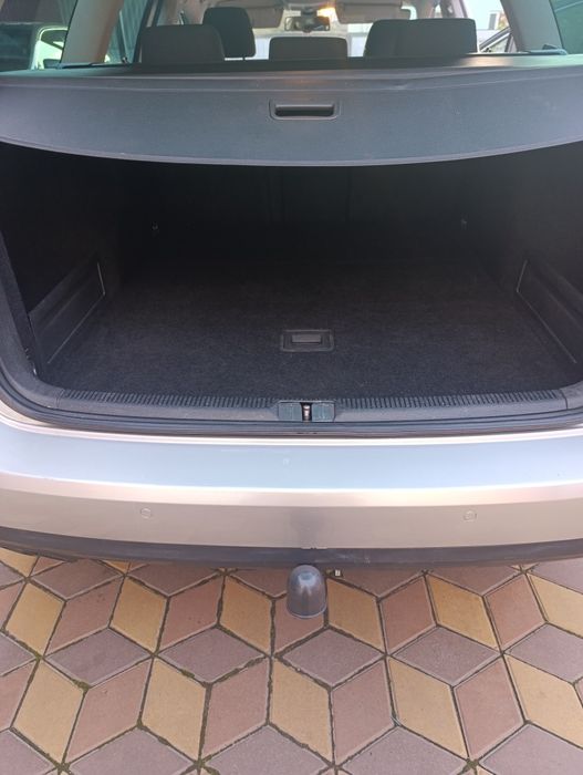 Пасат б6 універсал