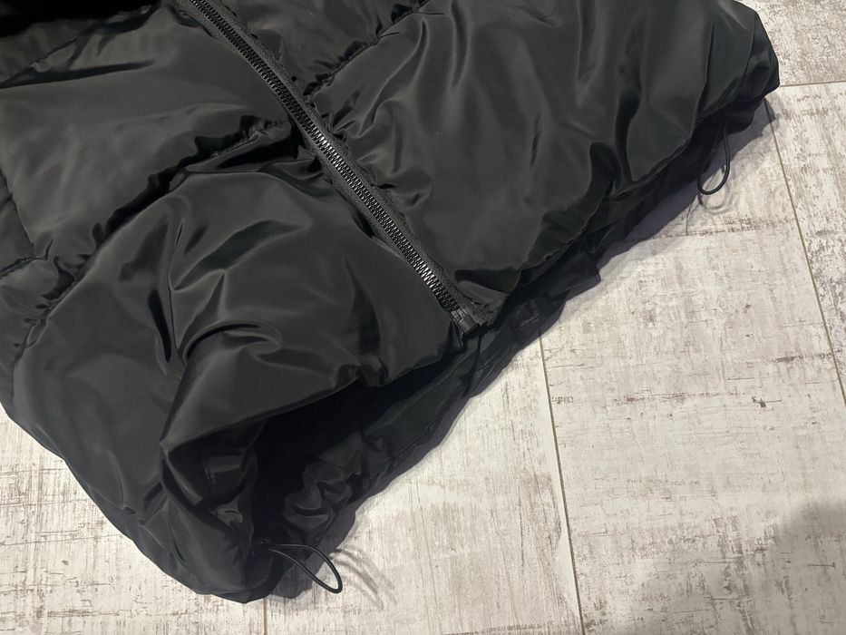 Жіноча зимова куртка