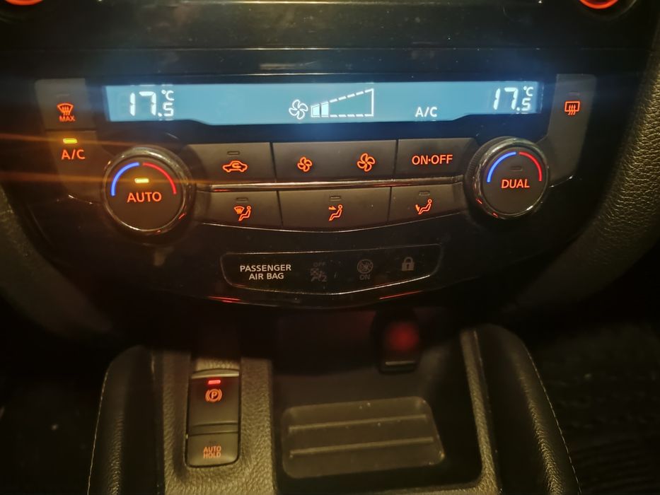 Nissan Qhasquai 1,5 DCI Tekna