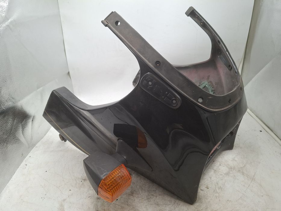 Kawasaki gpz900 gpz 900 czacha czasza owiewka plastik