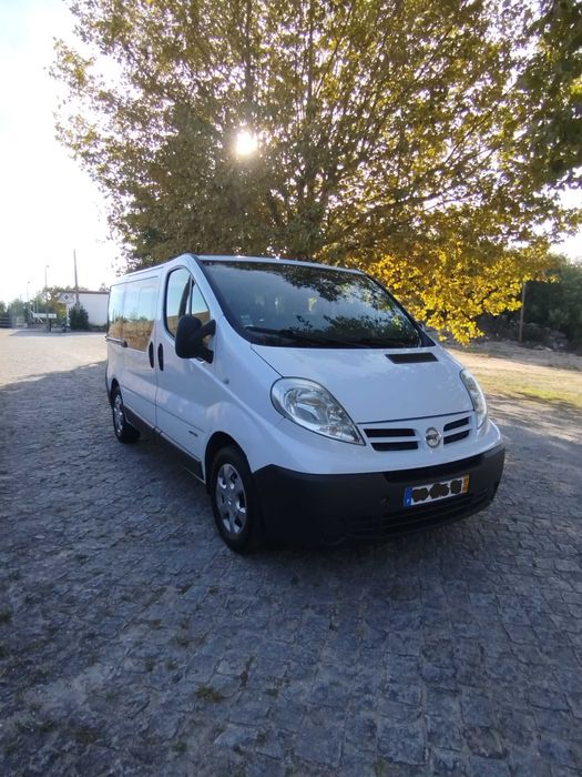 Nissan Primastar 2.0 dci 9 lugares