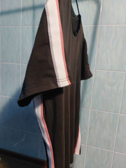 Чорна футболка Lyle&Scott