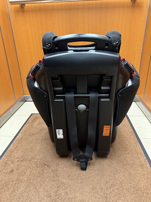 Fotelik Recaro Young Sport Hero (9-36kg)