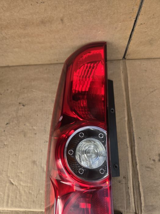 Фонарь фара стоп Fiat Doblo Combo добло комбо 263