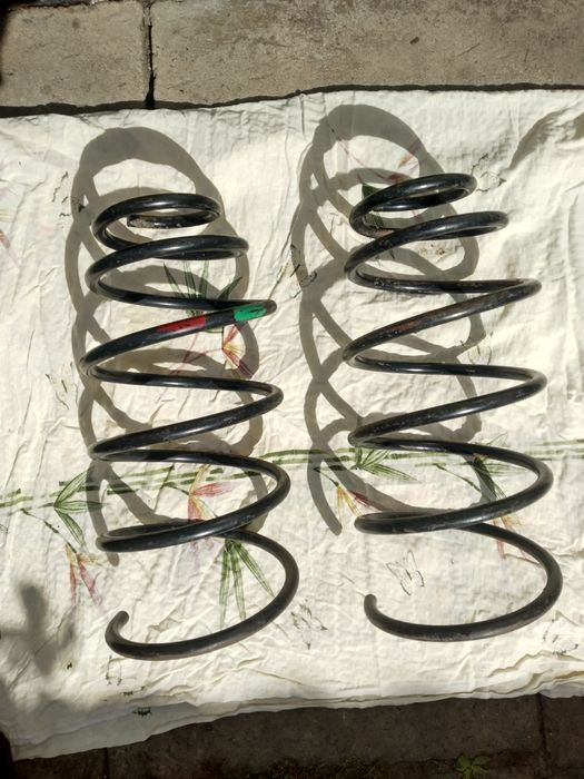 Пружини для автомобіля.