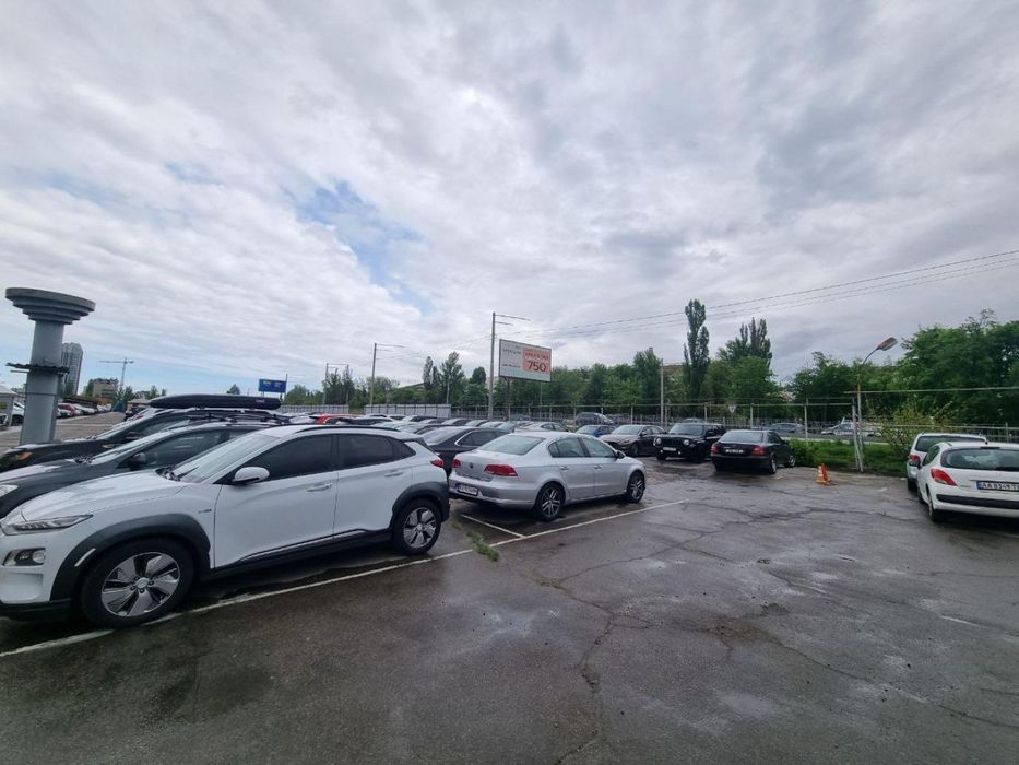 Оренда території під контейнери або автопарк — вул. Палладіна, 31