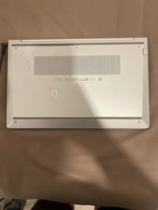 Notebook portátil Hp probook G8 650 i5 +mala