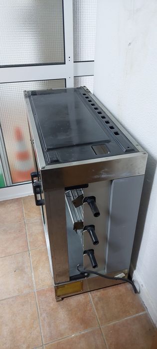 Assador de Frangos Eléctrico (3 Espadas)