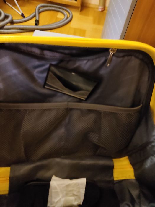 Kuferek na kosmetyki