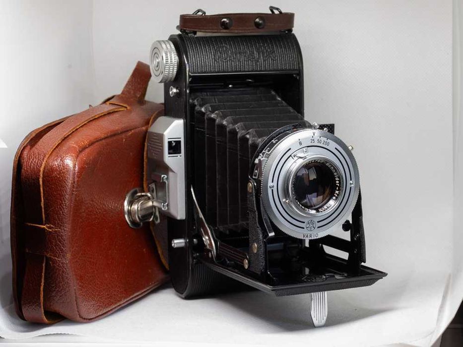 Medium-Format (120mm) Analog Camera Franka Bonafix64354164180355120