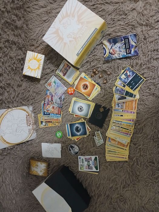 Продам набор пакемон