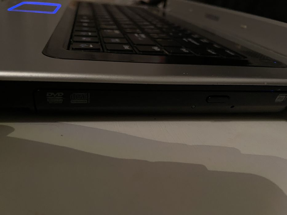 Ноутбук Samsung R518
