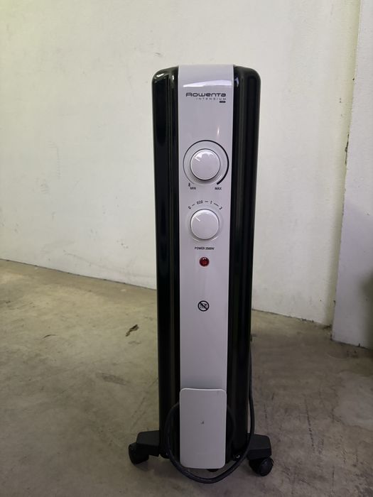 Aquecedor / Radiador a Óleo Rowenta – 2500W