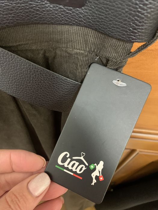 Новая юбка микровельвет р.48  Италия