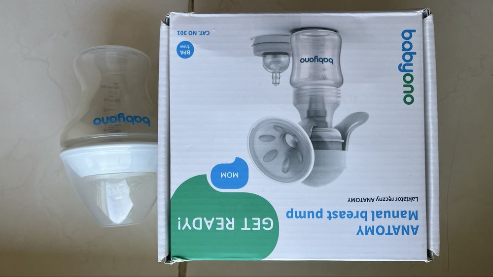 Молоковідсмоктувач BabyOno Anatomy+подарунок
