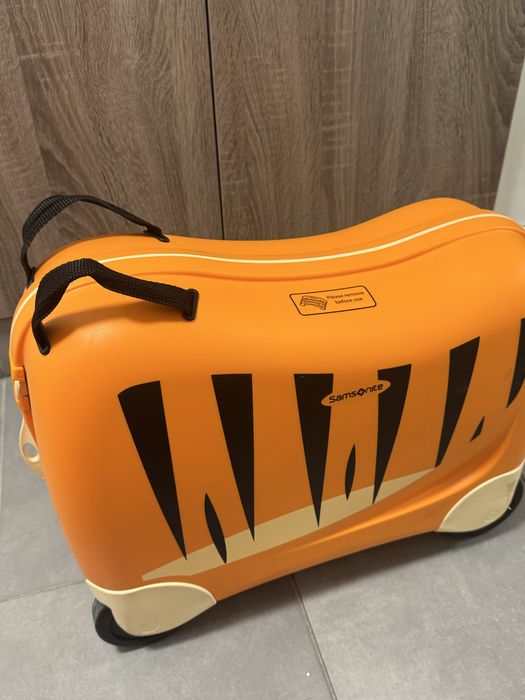 Walizka dziecieca samsonite tygrys do ciągnięcia na pasku