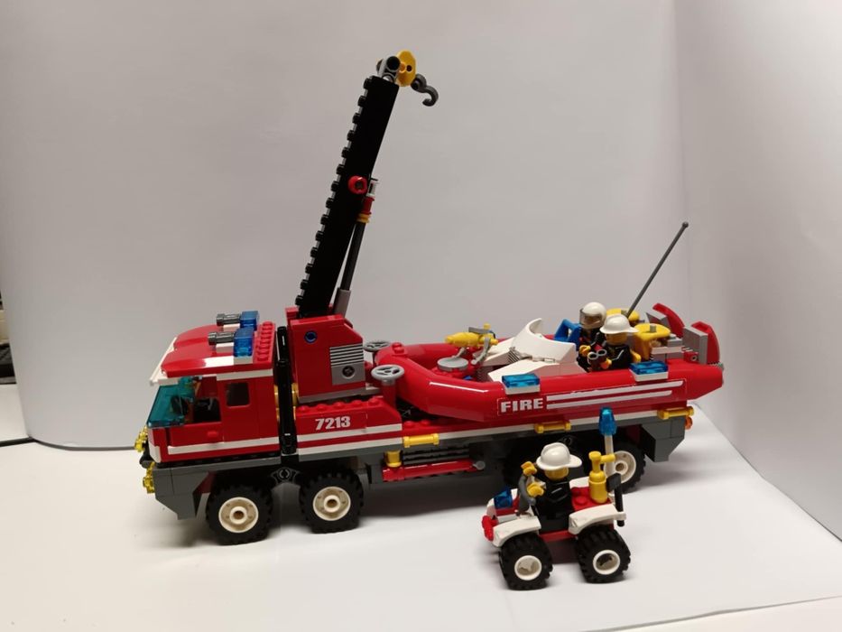 Lego City terenowy wóz z łodzią