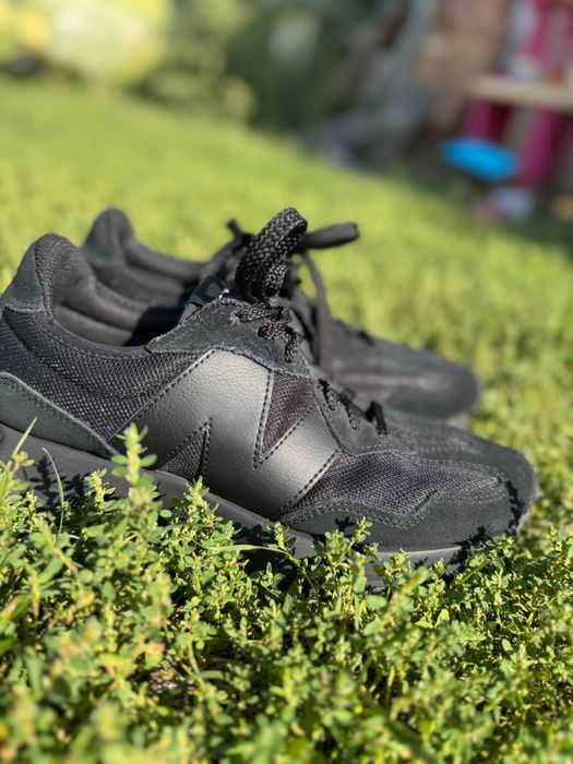 Кросівки New Balance 327