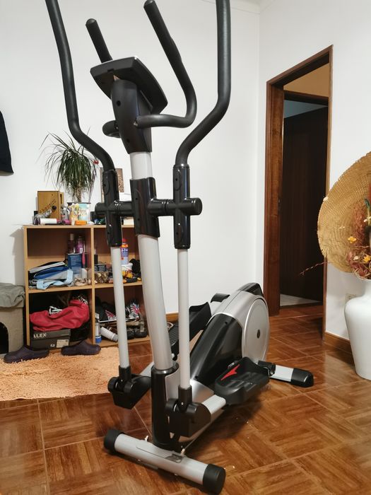 Elíptica vendo/troco por bicicleta estática