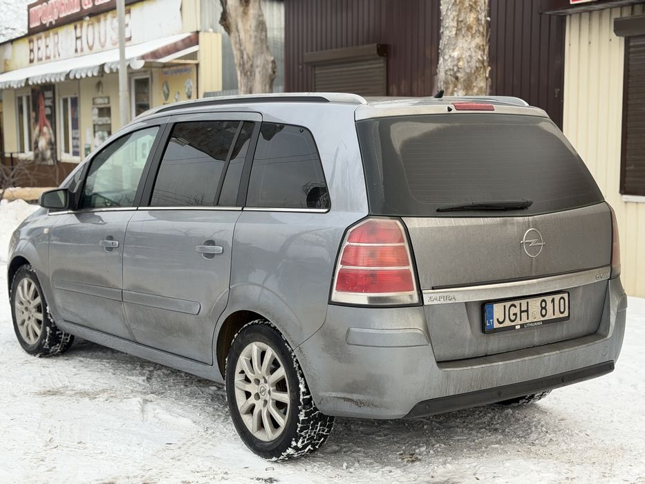 Opel Zafira 1.9TDI автомат 7 мест минивэн продам или обмен
