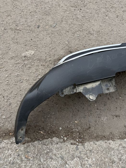 Спойлер юбка заднього бампера дифузор Toyota C-HR
