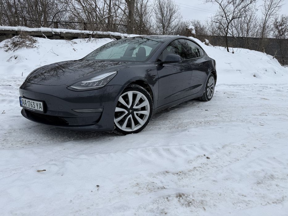Tesla Model 3  Long Range