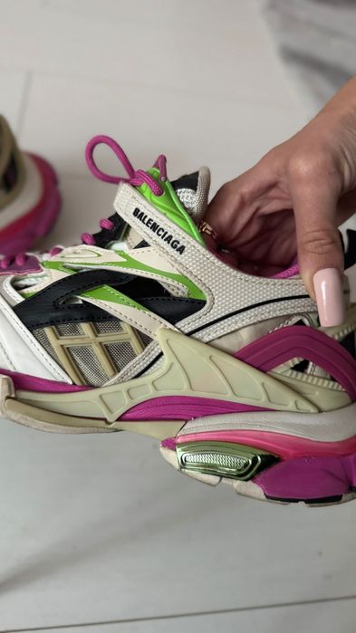 Balenciaga track 2